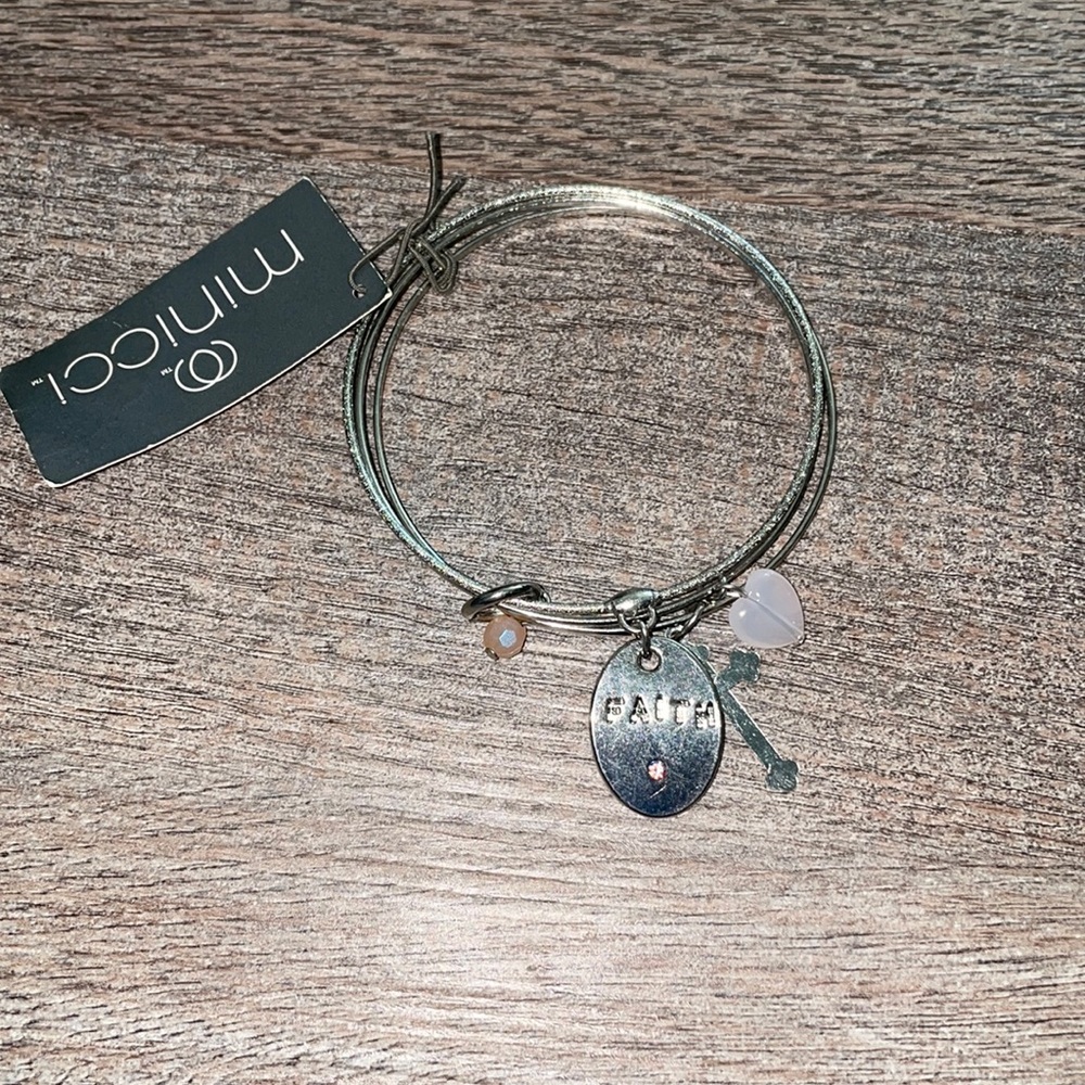 Minicci Faith Bracelet - Picture 2 of 4